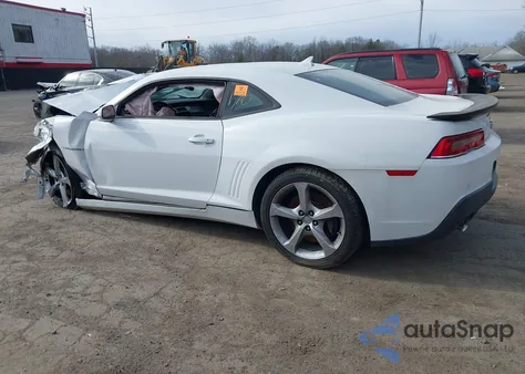 2015 Chevrolet Camaro 1Ss z USA, uszkodzony, nr VIN 2G1FH1EJ6F9275860